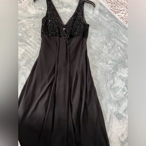 BISOU BISOU Black Dress w/sequence.